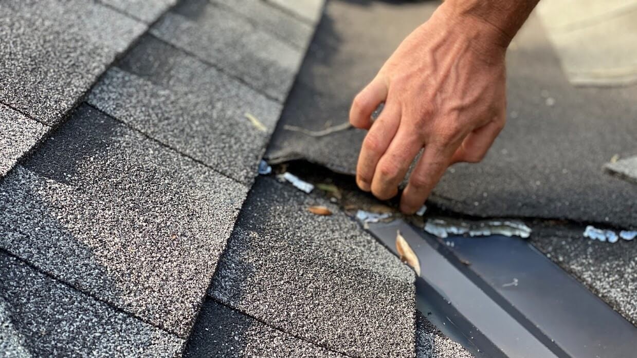  Roof inspection and maintenance in Rosenberg, TX